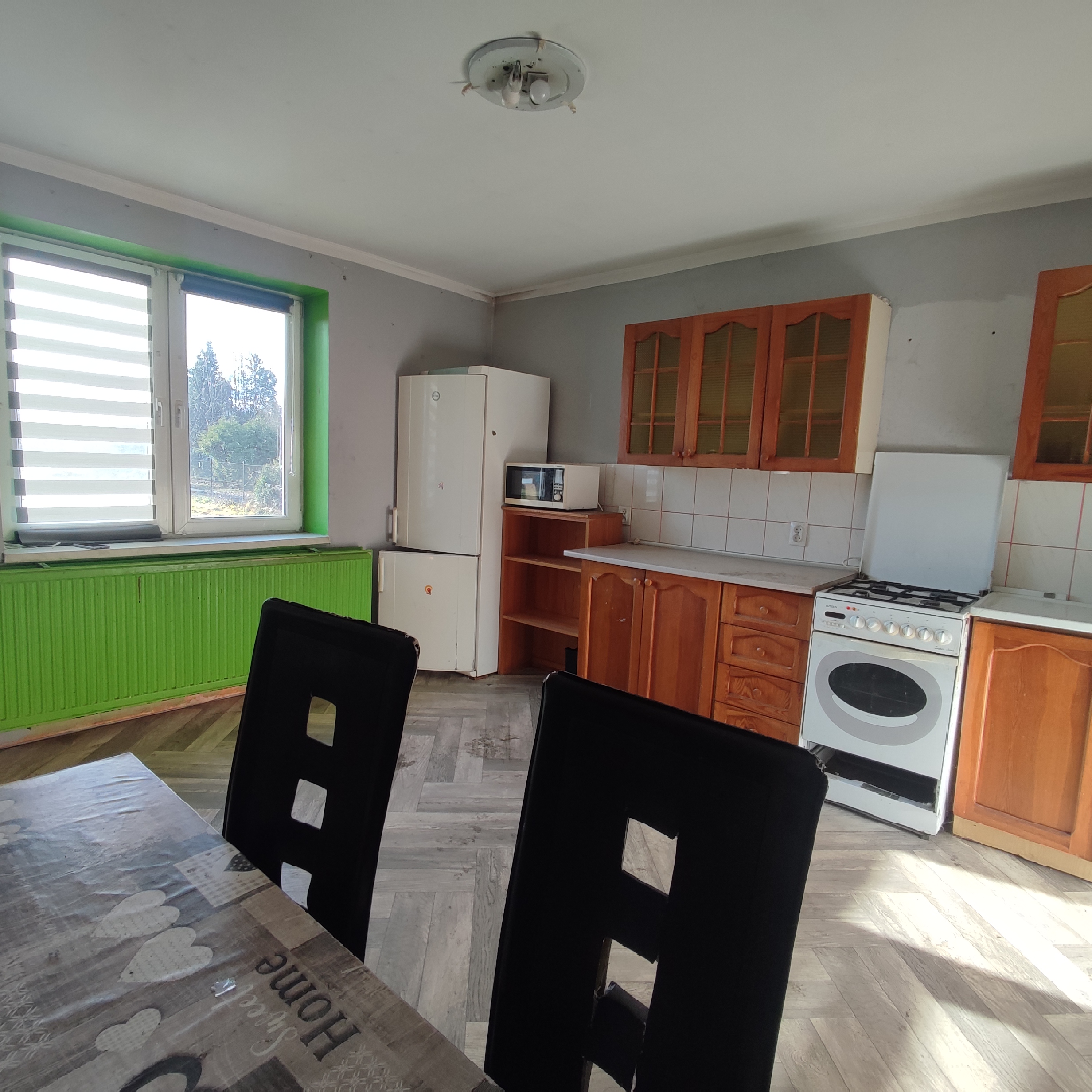 Dom w Świętoszówce z ogromnym potencjałem – 90 m², działka 4 ary