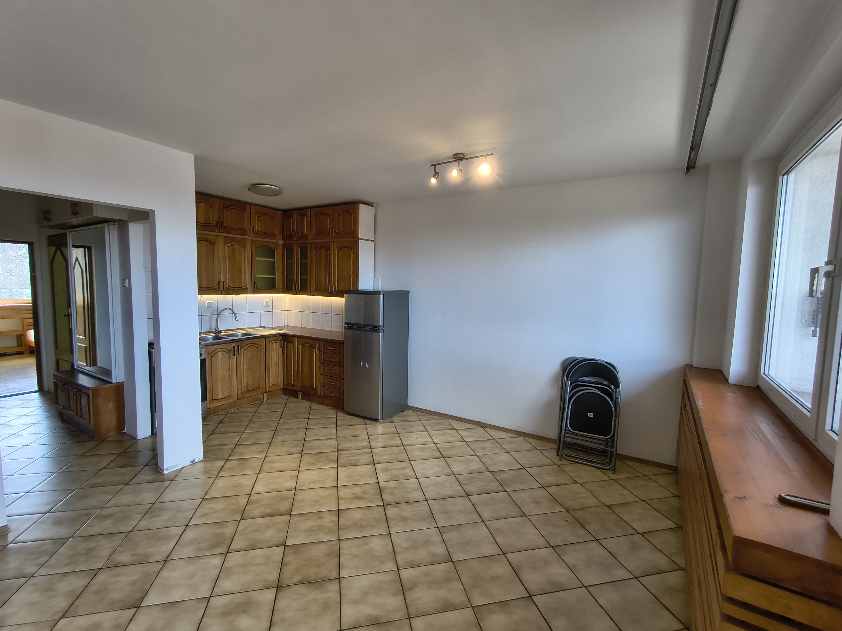 Słoneczne 56 m2 | 3 pokoje | duży balkon | 1700 złotych