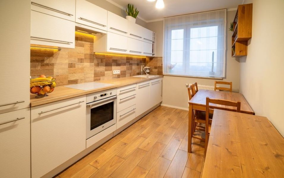 OFERTA SPRZEDAŻY MIESZKANIA  Kraków, ul. Adama Bochenka 22 – Piaski Nowe