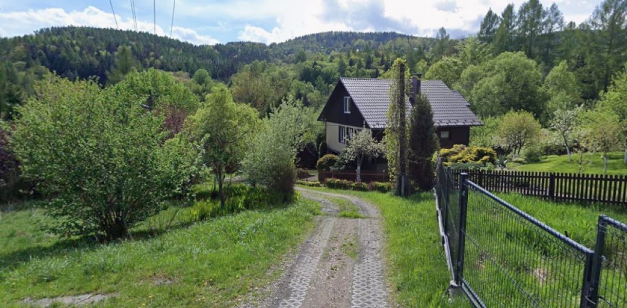 Widokowa działka 685 m² przy Jeziorze Mucharskim – Świnna Poręba